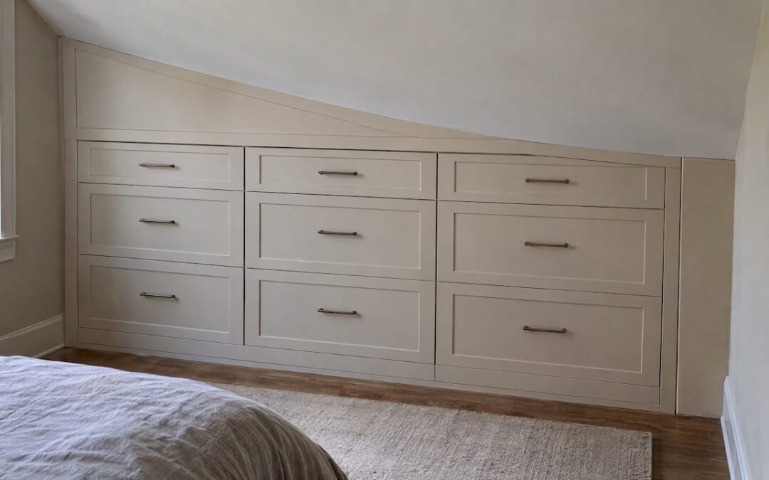 4 Built In Dresser Wall Designs for Homeowners With Odd Walls